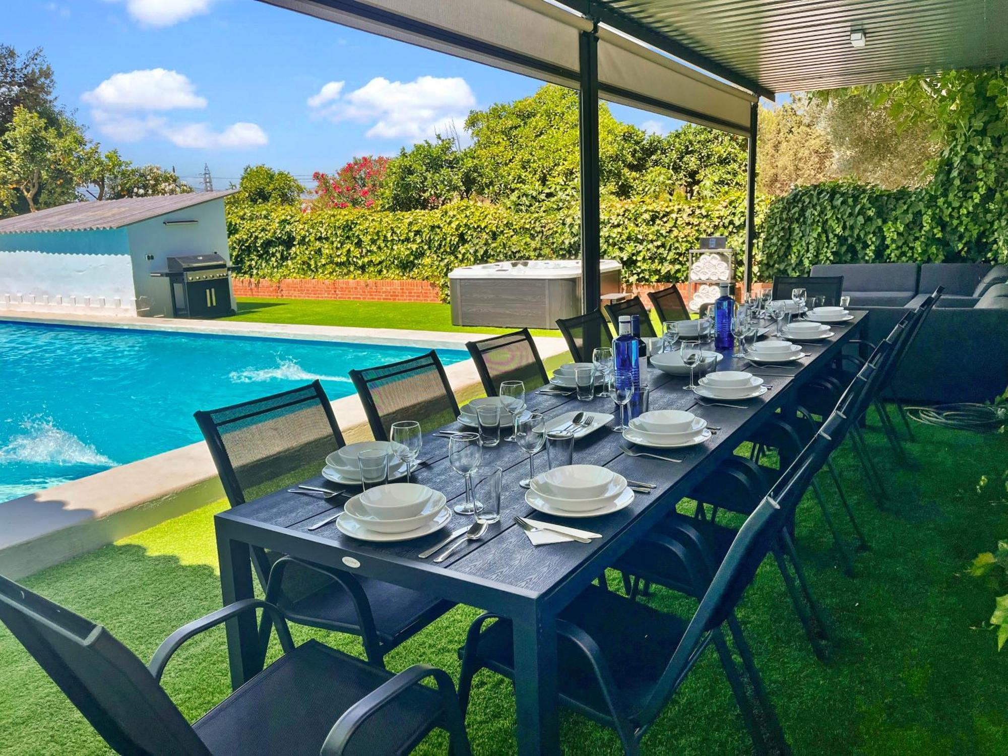 Villa San Patricio I Piscina Privada I Jacuzzi Spa I Bbq I Ps5 I Aire Acon I 3000M2 I 5Min-Centro Херес де ла Фронтера Екстериор снимка
