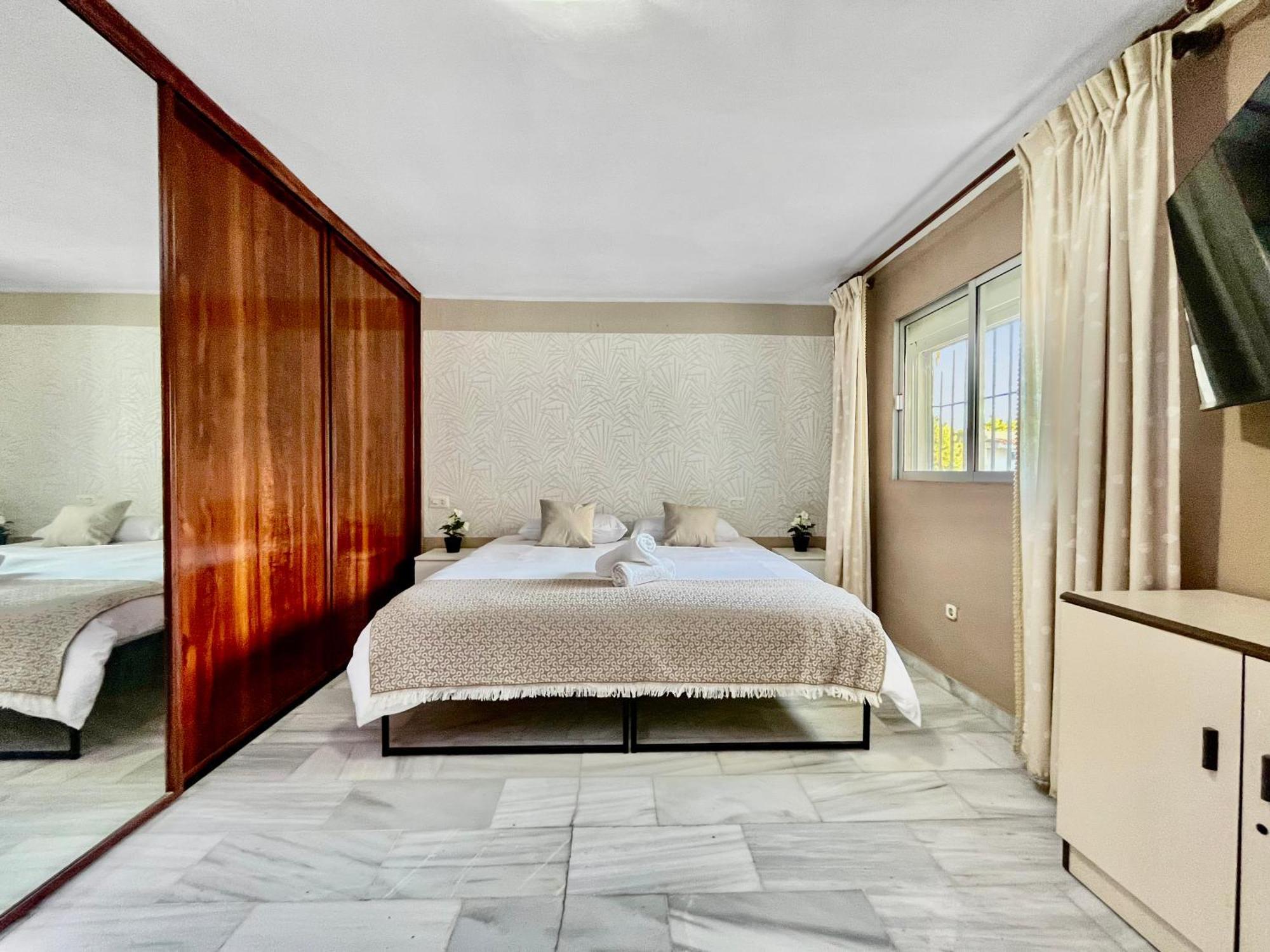 Villa San Patricio I Piscina Privada I Jacuzzi Spa I Bbq I Ps5 I Aire Acon I 3000M2 I 5Min-Centro Херес де ла Фронтера Екстериор снимка